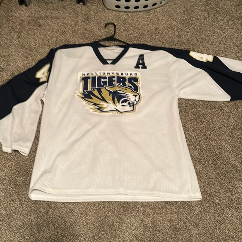 Hollidaysburg tigers hockey jersey